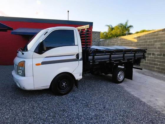 HYUNDAI HR 2.5 TCI HD LONGO COM CAÇAMBA 4X2 8V 97CV TURBO INTERCOOLER DIESEL 2P MANUAL